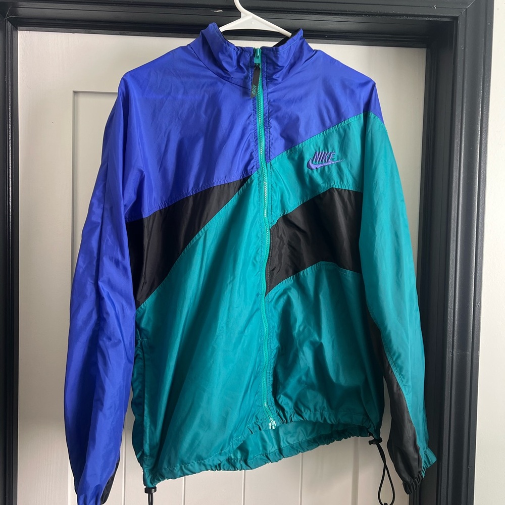 Retro Nike Windbreaker size M